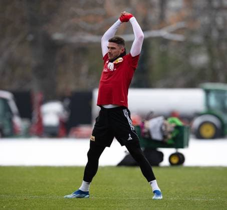 Fussball, Herren, Saison 2023 2024, Champions League, Training des 1. FC Union Berlin am Stadion An der Alten Försterei am Tag vor dem Spiel gegen den SC Braga, Robin Gosens (1. FC Union Berlin), 28.11. 2023, Copyright: xSebastianxRäppold MatthiasxKochx