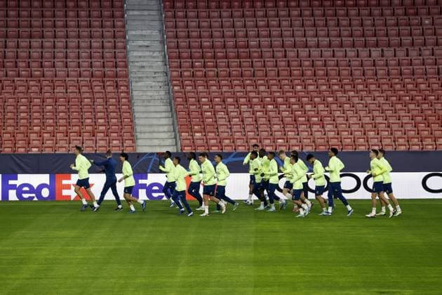 SEVILLE - PSV players during the MD-1 training session ahead of the UEFA Champions League group B match against Sevilla FC at the Estadio Ramon Sanchez-Pizjuan on November 28, 2023 in Seville, Spain. ANP MAURICE VAN STEEN UEFA Champions League 2023 24 2023 2024 xVIxANPxSportx xxANPxIVx 484954459 originalFilename: 484954459.jpg