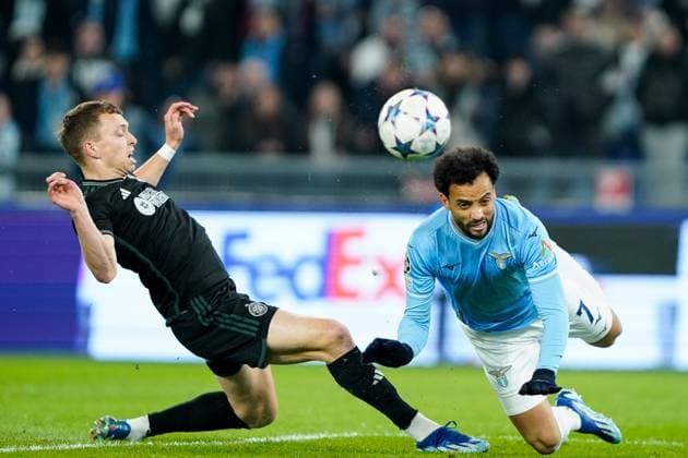 SS Lazio v Celtic FC - UEFA Champions League Felipe Anderson of SS Lazio during the UEFA Champions League Group E match between SS Lazio v Celtic FC at Stadio Olimpico Roma on November 28, 2023 in Rome, Italy. Rome Stadio Olimpico Rome Italy Copyright: xGiuseppexMaffiax UCL_Lazio-Celtic_GM_28112023_8982
