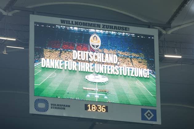 UEFA Champions League: Shakhtar - Royal Antwerpen; 28.11.2023 FC Shakhtar Donetsk bedankt sich, Deutschland danke für ihre Unterstützung UEFA Champions League: Shakhtar - Royal Antwerpen; Hamburg, Volksparkstadion, 28.11.2023 Copyright: xBEAUTIFULxSPORTS Buriakovx