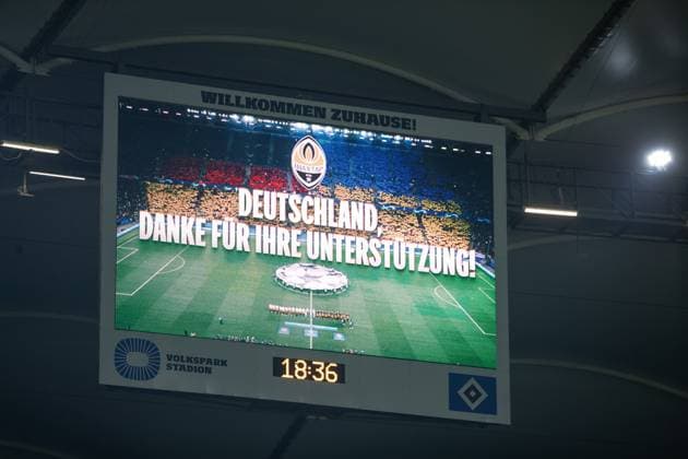 Sport Bilder des Tages UEFA Champions League: Shakhtar - Royal Antwerpen; 28.11.2023 FC Shakhtar Donetsk bedankt sich, Deutschland danke für ihre Unterstützung UEFA Champions League: Shakhtar - Royal Antwerpen; Hamburg, Volksparkstadion, 28.11.2023 Copyright: xBEAUTIFULxSPORTS Buriakovx