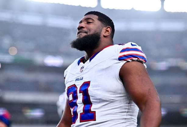 PHILADELPHIA, PA - NOVEMBER 26: Buffalo Bills Defensive Tackle Ed Oliver (91) on field before the game between the Buffalo Bills and Philadelphia Eagles on November 26, 2023 at Lincoln Financial Field in Philadelphia, PA. (Photo by Kyle Ross Icon Sportswire) NFL, American Football Herren, USA NOV 26 Bills at Eagles EDITORIAL USE ONLY Icon23112654