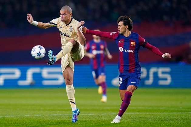ESP: FC Barcelona, Barca FC Porto. UEFA Champions League match, Group H, date 5 Pepe of FC Porto and Joao Felix of FC Barcelona during the UEFA Champions League match, Group H, between FC Barcelona and FC Porto played at Lluis Companys Stadium on November 28, 2023 in Barcelona, Spain. kpng Copyright: xSergioxRuizx xPRESSINPHOTOx PS_231128_003