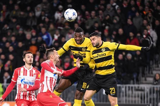 BERN, SWITZERLAND - NOVEMBER 28: Jean-Pierre Nsame of Young Boys (L) and Loris Benito of Young Boys (R) during the UEFA Champions League Group Stage match between BSC Young Boys and FK Crvena zvezda at Stadion Wankdorf on November 28, 2023 in Bern, Switzerland. Bern Stadion Wankdorf Bern Switzerland Copyright: xJustPictures.ch ManuelxWinterbergerx jp-en-EuSpIm-Y.Boys_Crvena_28Nov2023_00012