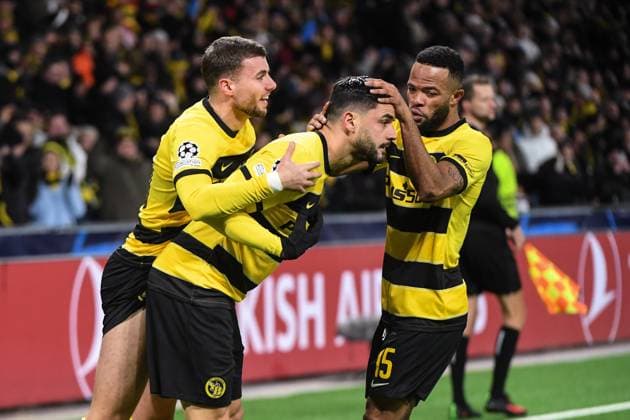 BERN, SWITZERLAND - NOVEMBER 28: Loris Benito of Young (C) Boys celebrates goal during with Meschack Elia of Young Boys (R) the UEFA Champions League Group Stage match between BSC Young Boys and FK Crvena zvezda at Stadion Wankdorf on November 28, 2023 in Bern, Switzerland. Bern Stadion Wankdorf Bern Switzerland Copyright: xJustPictures.ch ManuelxWinterbergerx jp-en-EuSpIm-Y.Boys_Crvena_28Nov2023_00014