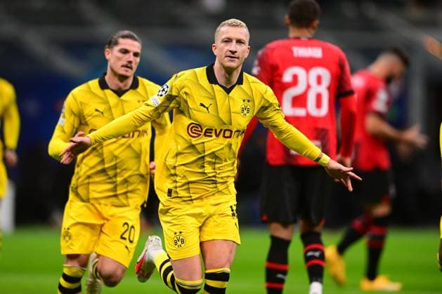 Italy, Mailand, 28.11.2023, San Siro Stadium, AC Milan-Borussia Dortmund - UEFA Champions League 2023 2024 - Group F, Marco Reus of Borussia Dortmund celebrates after scoring his team s first goal Milan San Siro Stadium Lombardy Italy