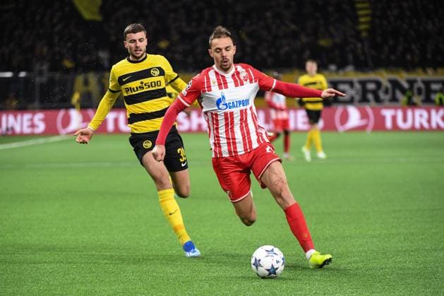 iBERN, SWITZERLAND - NOVEMBER 28: Milan Rodic of Crvena zvezda (R) against Darian Males of Young Boys (L) during the UEFA Champions League Group Stage match between BSC Young Boys and FK Crvena zvezda at Stadion Wankdorf on November 28, 2023 in Bern, Switzerland. Bern Stadion Wankdorf Bern Switzerland Copyright: xJustPictures.ch ManuelxWinterbergerx jp-en-EuSpIm-Y.Boys_Crvena_28Nov2023_00017