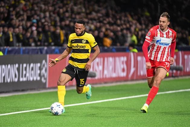 BERN, SWITZERLAND - NOVEMBER 28: Meschack Elia of Young Boys (L) against Milan Rodic of Crvena zvezda (R) during the UEFA Champions League Group Stage match between BSC Young Boys and FK Crvena zvezda at Stadion Wankdorf on November 28, 2023 in Bern, Switzerland. Bern Stadion Wankdorf Bern Switzerland Copyright: xJustPictures.ch ManuelxWinterbergerx jp-en-EuSpIm-Y.Boys_Crvena_28Nov2023_00018