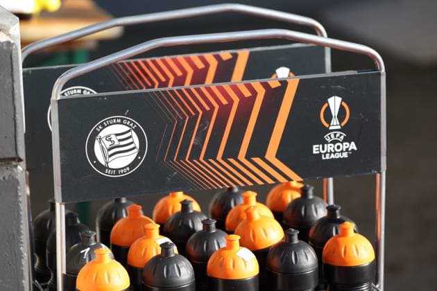SOCCER - UEFA EL, Sturm vs Czestochowa GRAZ,AUSTRIA,29.NOV.23 - SOCCER - UEFA, group stage, SK Sturm Graz vs Rakow Czestochowa, preview, training Sturm. Image shows drinking bottles.  GEPAxpictures xChrisxBauer