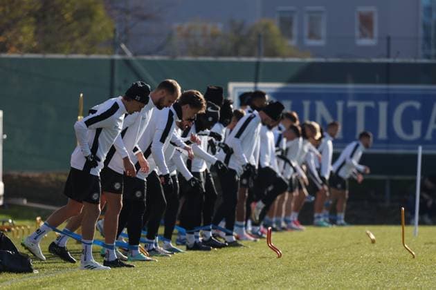 SOCCER - UEFA EL, Sturm vs Czestochowa GRAZ,AUSTRIA,29.NOV.23 - SOCCER - UEFA, group stage, SK Sturm Graz vs Rakow Czestochowa, preview, training Sturm. Image shows team of Sturm.  GEPAxpictures xChrisxBauer