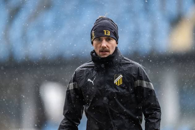 231129 Simon Sandberg during a training session with Häcken on November 29, 2023 in Gothenburg. Photo: Mathias Bergeld BILDBYRAN kod MB MB0784 fotboll football soccer fotball uefa europa league träning practice training häcken bbeng Copyright: MATHIASxBERGELD BB231129MB031