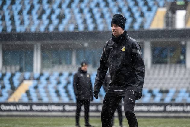 231129 Samuel Gustafson during a training session with Häcken on November 29, 2023 in Gothenburg. Photo: Mathias Bergeld BILDBYRAN kod MB MB0784 fotboll football soccer fotball uefa europa league träning practice training häcken bbeng Copyright: MATHIASxBERGELD BB231129MB035