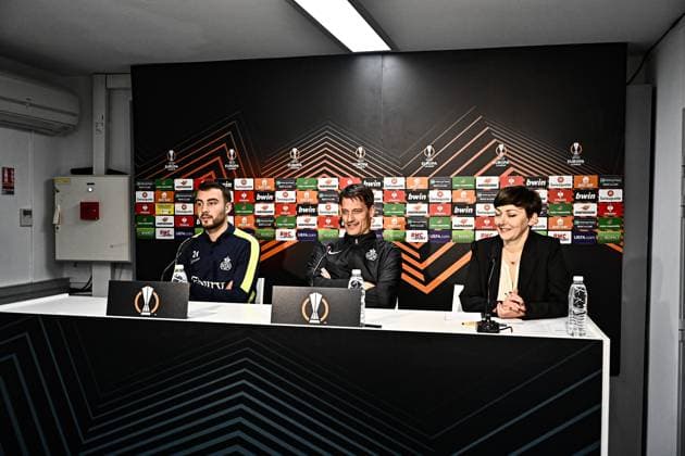 Conference de Presse de l Entraineur de l Union Saint Gilloise Alexander Blessin FOOTBALL : Toulouse vs Union St Gilloise - Match 5 Phase de Groupe de la Ligue Europa - Toulouse - 29-11-2023 ThierryBreton Panoramic 