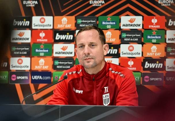 SOCCER - UEFA EL, Liverpool vs LASK LIVERPOOL,ENGLAND,29.NOV.23 - SOCCER - UEFA Europa League, group stage, Liverpool FC vs Linzer ASK, preview, press conference, PK, Pressekonferenz LASK. Image shows head coach Thomas Sageder (LASK).  GEPAxpictures xAvnixRetkoceri