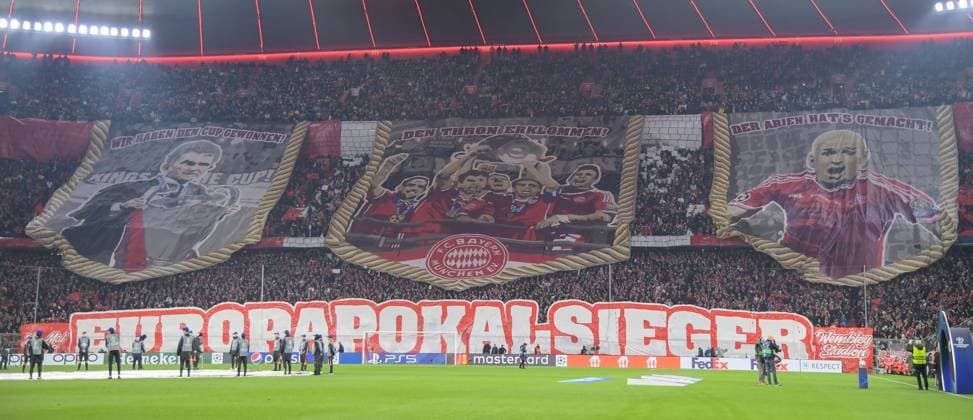 29.11.2023, xemx, Fussball UEFA Champions League, FC Bayern Muenchen - FC Kopenhagen emspor, v.l. Europapokalsieger Fans, Coreo, (DFL DFB REGULATIONS PROHIBIT ANY USE OF PHOTOGRAPHS as IMAGE SEQUENCES and or QUASI-VIDEO) Muenchen