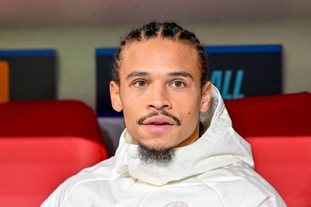 Leroy SANE (FC Bayern München, FCB, 10) auf der Auswechselbank, Einzelbild, Aktion, Action, Porträt, Portrait, 29.11.2023, München (Deutschland), Fussball, UEFA Champions League, Gruppenphase, FC Bayern München - FC Kopenhagen