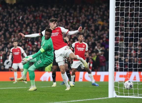 EDITORIAL USE ONLY No use with unauthorised audio, video, data, fixture lists, club league logos or live services. Online in-match use limited to 120 images, no video emulation. No use in betting, games or single club league player publications. Arsenal v Lens, UEFA Champions League, Group B, Football, Emirates Stadium, London, UK - 29 Nov 2023 EDITORIAL USE ONLY No use with unauthorised audio, video, data, fixture lists, club league logos or live services. Online in-match use limited to 120 images, no video emulation. No use in betting, games or single club league player publications. Copyright: xMichaelxZemanek Shutterstockx 14232702f