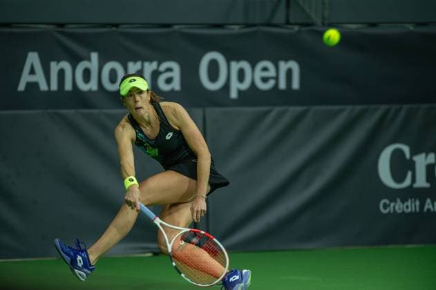 Andorra Open 2023 Andorra La Vella, Andorra : 2023 November 29 : Alize Cornet of France in action against Nuria PARRIZAS DIAZ of Spain during the Round of 16 of the Creand Andorra Open Women s Tennis Association WTA, Tennis Damen 2023 tennis tournament at the Poliesportiu d Andorra in Andorra La Vella, Andorra on Novemeber 29, 2023.  Copyright: xMartinxSilvaxCosentinox originalFilename:silvacosentino-alizcorn231129_npivF.jpg