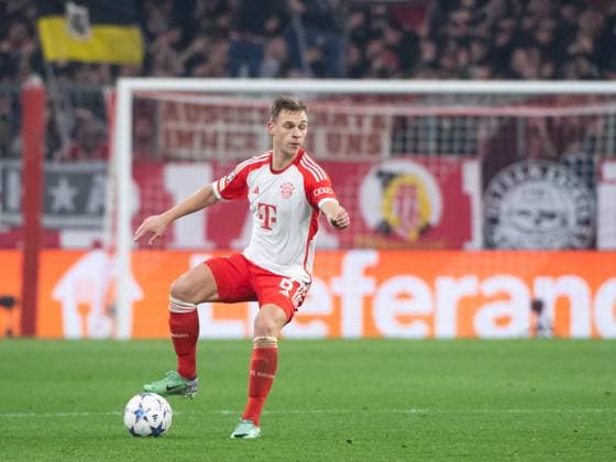 Joshua Kimmich (FC Bayern Muenchen, 06) am Ball, GER, FC Bayern Muenchen (FCB) vs FC Kopenhagen (FCK), Fussball, UEFA Champions League, 5. Spieltag, Gruppe A, Saison 2023 2024, 29.11.2023 DFB DFL regulations prohibit any use of photographs as image sequences and or quasi-video GER, FC Bayern Muenchen (FCB) vs FC Kopenhagen (FCK), Fussball, UEFA Champions League, 5. Spieltag, Gruppe A, Saison 2023 2024, 29.11.2023 Muenchen Copyright: xEibner-Pressefoto Memmlerx EP_MMR