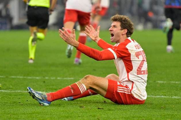 29.11.2023, Fussball UEFA Championsleague 2023 2024: 5.Spieltag Vorrunde, FC Bayern München - FC Kopenhagen, in der Allianz-Arena München. Thomas Müller (FC Bayern München) ist unzufrieden.