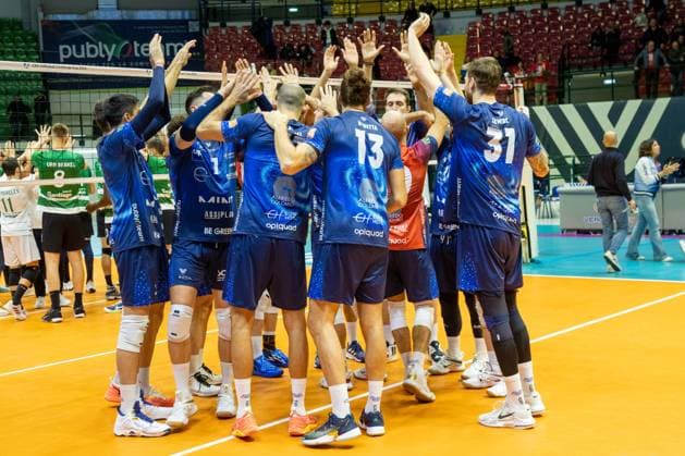 Exultation of Players of Mint Vero Volley Monza after scoring a match point during CEV Volleyball Cup Men 2024 match between Miny VeroVolley Monza and Sporting CP Lisbona at Opiquad Arena, Monza, Italy on November 29, 2023 during Mint Vero Volley Monza vs Sporting Lisbona, Volleyball CEV Cup Men match in Monza, Italy, November 29 2023  Copyright: xValerioxOrigo IPAxSportx xipa-agx xx IPA_41945030 IPA_Agency_IPA41945030