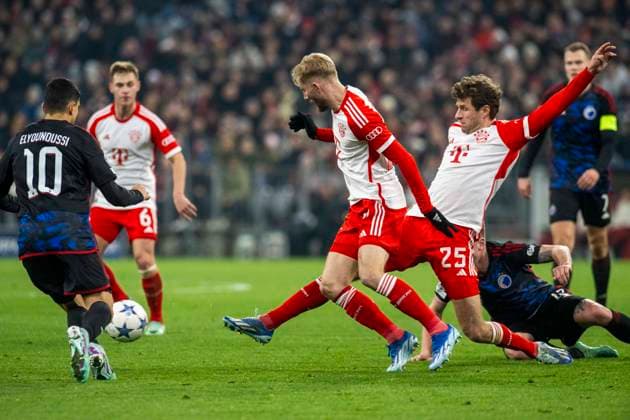27 Konrad Laimer, 25 Thomas Mueller, FC Bayern Muenchen vs. F.C.Copenhagen, ChampionsLeague, Muenchen. 2023-11-29 Â