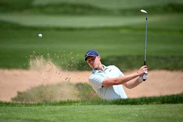 Sport Themen der Woche KW48 GOLF AUSTRALIAN OPEN, Cam Davis of Australia plays a shot from bunker on the 8th hole during Round 1 of the Australian Open 2023 at the Lakes Golf Club in Sydney, Thursday, November 30, 2023. ( NO ARCHIVING, EDITORIAL USE ONLY, NO USE IN BOOKS WITHOUT CONSENT SYDNEY NEW SOUTH WALES AUSTRALIA  Copyright: xDANxHIMBRECHTSx 20231130001871740796