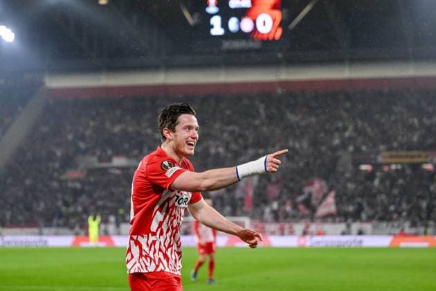 30.11.2023, Freiburg, Germany, Stadion am Wolfswinkel, SC Freiburg vs Olympiakos Piraeus - UEFA Europa League 2023 24 - Group A, Michael Gregoritsch (SC Freiburg) Torjubel, jubelt nach seinem treffer zum 2:0 (Foto H. Langer) Freiburg Stadion am Wolfswinkel Germany