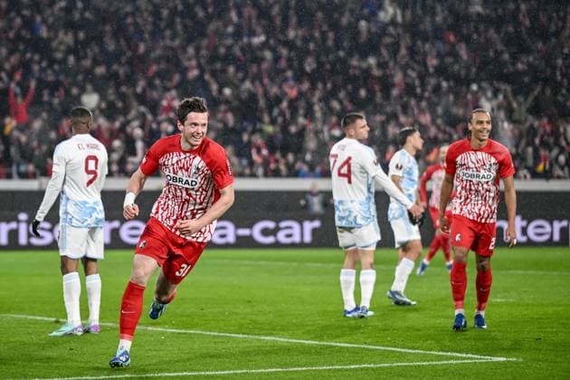 30.11.2023, Freiburg, Germany, Stadion am Wolfswinkel, SC Freiburg vs Olympiakos Piraeus - UEFA Europa League 2023 24 - Group A, Michael Gregoritsch (SC Freiburg) Torjubel, jubelt nach seinem treffer zum 2:0 (Foto H. Langer) Freiburg Stadion am Wolfswinkel Germany