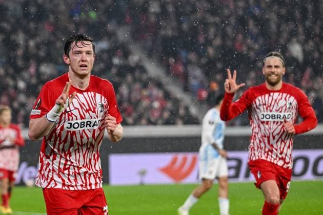 30.11.2023, Freiburg, Germany, Stadion am Wolfswinkel, SC Freiburg vs Olympiakos Piraeus - UEFA Europa League 2023 24 - Group A, Michael Gregoritsch (SC Freiburg) Torjubel, jubelt nach seinem treffer zum 3:0 (Foto H. Langer) Freiburg Stadion am Wolfswinkel Germany