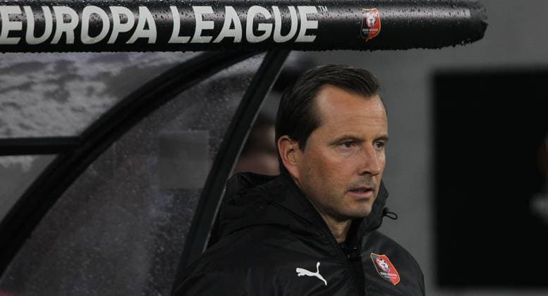 Julien Stephane FC Stade Rennais coach FOOTBALL : Maccabi Haifa Vs Stade Rennais - Ligue Europa - 30 11 2023 AleksandarDjorovic Panoramic 