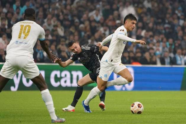 Fußball, EL, Olympique Marseille - Ajax Amsterdam Carlos Joaquin Correa (Olympique de Marseille) FOOTBALL : Olympique de Marseille vs Ajax d™Amsterdam - Europa League - Phase de groupe - Marseille - 30 11 2023 NorbertScanella Panoramic 