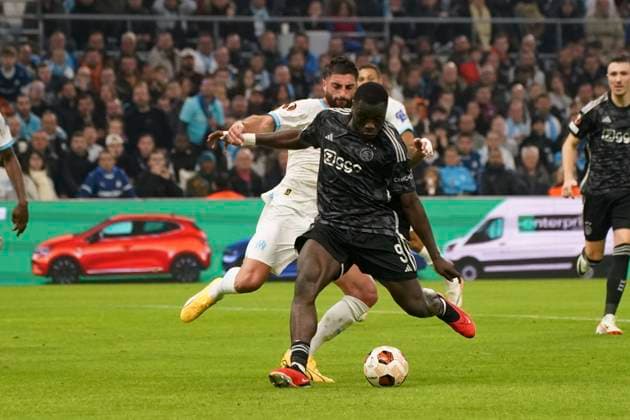 Fußball, EL, Olympique Marseille - Ajax Amsterdam But - Brian Brobbey (Ajax) FOOTBALL : Olympique de Marseille vs Ajax d™Amsterdam - Europa League - Phase de groupe - Marseille - 30 11 2023 NorbertScanella Panoramic 