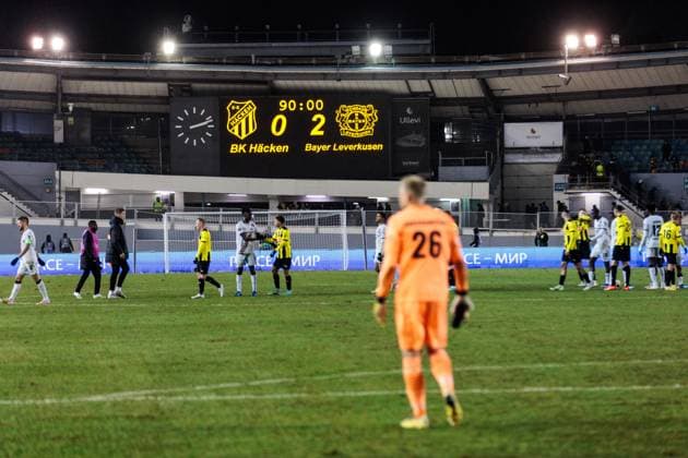 Sport Bilder des Tages 231130 Goalkeeper Peter Abrahamsson of BK Häcken after the UEFA Europa League football match between BK Häcken and Bayer Leverkusen on November 30, 2023 in Gothenburg. Photo: Michael Erichsen BILDBYRAN COP 89 MI0578 fotboll football soccer fotball uefa europa league bk häcken bayer leverkusen bbeng Copyright: MICHAELxERICHSEN BB231130MI076