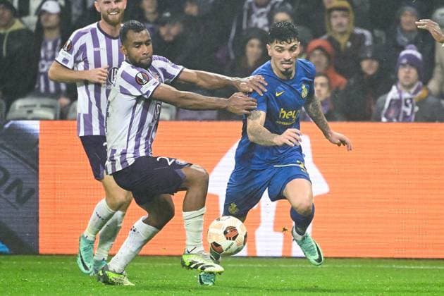 Toulouse s Cristian Casseres Jr. and Union s Cameron Puertas Castro fight for the ball during a soccer game French Toulouse FC and between Belgian Royale Union Saint Gilloise, on day 5 of the group phase of the UEFA Europa League competition, in group E, on Thursday 30 November 2023 in Toulouse, France. LAURIExDIEFFEMBACQ  x81205783x
