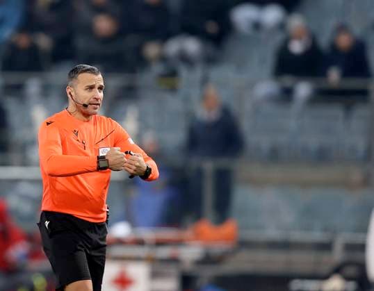 SOCCER - UEFA EL, Sturm vs Czestochowa GRAZ,AUSTRIA,30.NOV.23 - SOCCER - UEFA Europa League, group stage, SK Sturm Graz vs Rakow Czestochowa. Image shows referee Filip Glova (SVK).  GEPAxpictures xHansxOberlaender