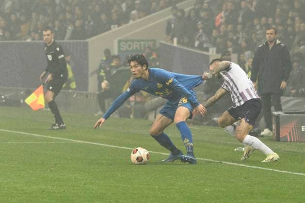 Koki MACHIDA (USG) Match Toulouse Football Club vs. Union Saint-Gilloise de la phase de groupes de l™UEFA Europa League au Stadium de Toulouse, le 30 Novembre 2023. FOOTBALL : Toulouse Football Club vs. Union Saint Gilloise - Europa League ValentinaClaret Panoramic 
