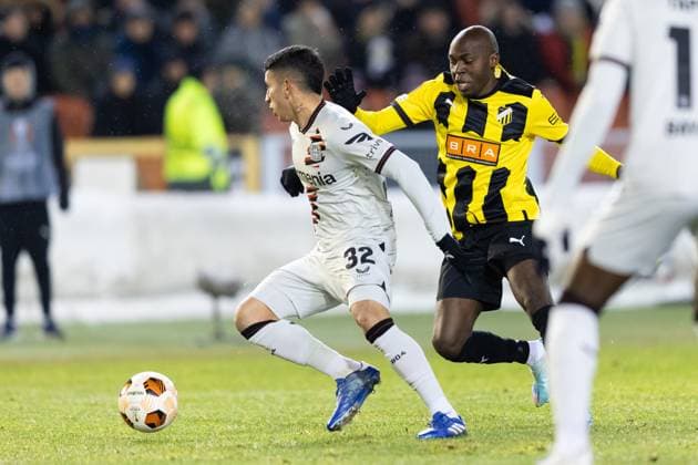 231130 Gustavo Puerta of Bayer Leverkusen and Edward Chilufya of BK Häcken during the UEFA Europa League football match between BK Häcken and Bayer Leverkusen on November 30, 2023 in Gothenburg. Photo: Michael Erichsen BILDBYRAN COP 89 MI0578 bayer leverkusen bbeng bk häcken football fotball fotboll soccer uefa europa league Copyright: MICHAELxERICHSEN BB231130MI104