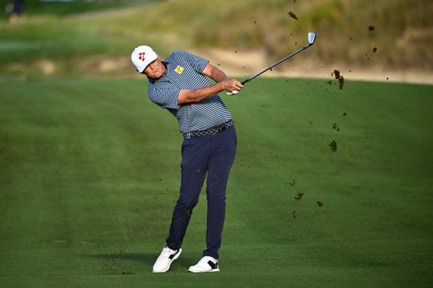 GOLF AUSTRALIAN OPEN, Matt Jones of Australia plays a shot on the 10th fairway during Round 2 of the Australian Open 2023 at the Lakes Golf Club in Sydney, Friday, December 1, 2023. ( NO ARCHIVING, EDITORIAL USE ONLY, NO USE IN BOOKS WITHOUT CONSENT SYDNEY NEW SOUTH WALES AUSTRALIA  Copyright: xDANxHIMBRECHTSx 20231201001872151939