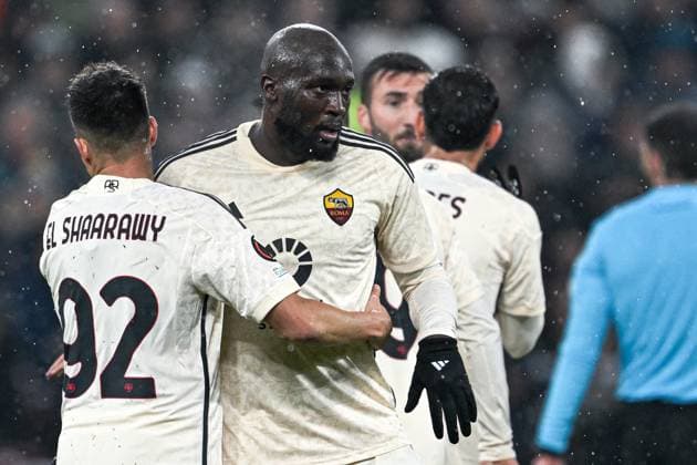 Geneve, Switzerland, 30.11.23: Romelu Lukaku (90 Roma) celebrates his goal during the Europa League group stage match between Servette FC and AS Roma at Stade de Geneve in Geneve, Switzerland Soccer (Cristiano Mazzi SPP) Copyright: xCristianoxMazzix xSPPx spp-en-CrMaSp-CM2_2130