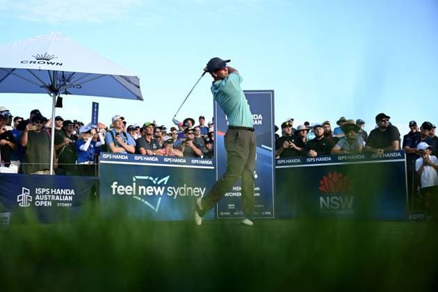 GOLF AUSTRALIAN OPEN, Adam Scott of Australia plays a shot from the 10th tee during Round 2 of the Australian Open 2023 at the Lakes Golf Club in Sydney, Friday, December 1, 2023. ( NO ARCHIVING, EDITORIAL USE ONLY, NO USE IN BOOKS WITHOUT CONSENT SYDNEY NEW SOUTH WALES AUSTRALIA  Copyright: xDANxHIMBRECHTSx 20231201001872158601