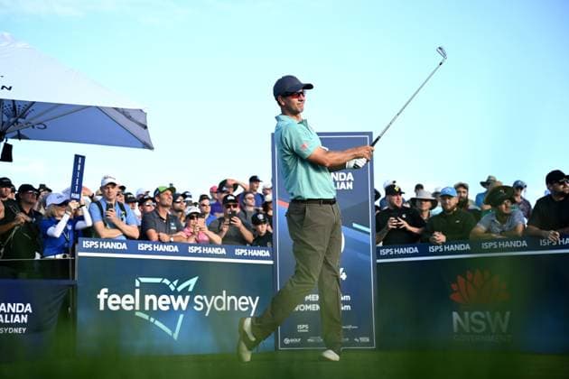 GOLF AUSTRALIAN OPEN, Adam Scott of Australia plays a shot from the 10th tee during Round 2 of the Australian Open 2023 at the Lakes Golf Club in Sydney, Friday, December 1, 2023. ( NO ARCHIVING, EDITORIAL USE ONLY, NO USE IN BOOKS WITHOUT CONSENT SYDNEY NEW SOUTH WALES AUSTRALIA  Copyright: xDANxHIMBRECHTSx 20231201001872158663