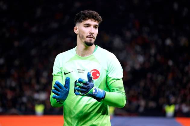 BAYINDIR Altay Torwart Team Tuerkei DFB Freundschaftsspiel Deutschland - Tuerkei 2 : 3 am 18.11.2023 in Berlin DFL REGULATIONS PROHIBIT ANY USE OF PHOTOGRAPHS as IMAGE SEQUENCES and or QUASI-VIDEO Copyright: xLacixPerenyix