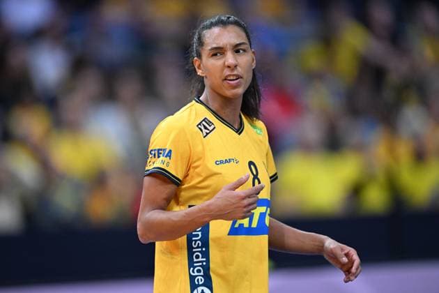 Handball, Frauen WM, Schweden - China GÖTEBORG 20231201 Sveriges Jamina Roberts (8) under fredagens match i premiäromgangen i handbolls-VM, grupp A, mellan Sverige och Kina i Scandinavium. GÖTEBORG Sverige x9200x