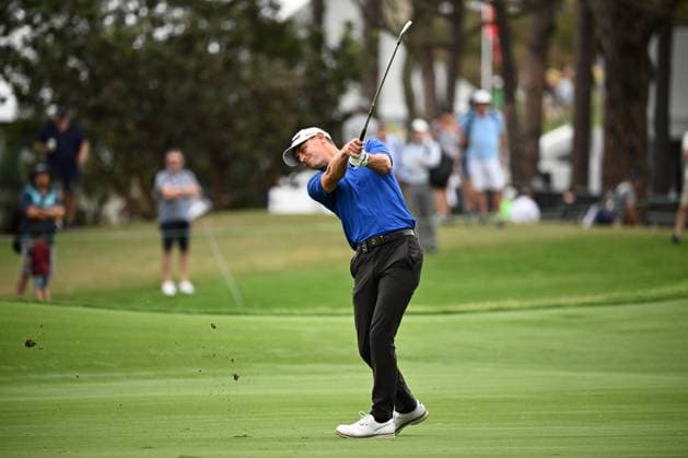 GOLF AUSTRALIAN OPEN, Jason Scrivener of Australia plays a shot on the 1st fairway during Round 3 of the Australian Open 2023 at the Australian Golf Club in Sydney, Saturday, December 2, 2023. ( NO ARCHIVING, EDITORIAL USE ONLY, NO USE IN BOOKS WITHOUT CONSENT SYDNEY NEW SOUTH WALES AUSTRALIA  Copyright: xDANxHIMBRECHTSx 20231202001872587792