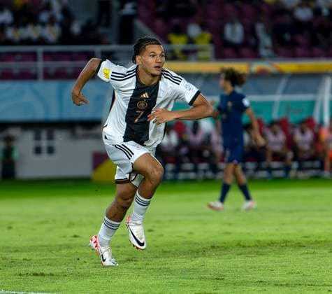 02.12.2023, Fussball U-17-Weltmeisterschaft 2023, Finale: Deutschland - Frankreich, im Manahan Stadium (Surakarta). Paris Brunner (Deutschland)