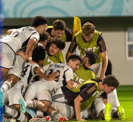 02.12.2023, Fussball U-17-Weltmeisterschaft 2023, Finale: Deutschland - Frankreich, im Manahan Stadium (Surakarta). Torjubel zum 2:0