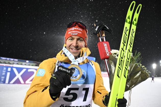 Bilder des Jahres 2023, Sport 12 Dezember Sport Themen der Woche KW48 Sport Bilder des Tages ÖSTERSUND 20231202 Philipp Nawrath, Tyskland, vinner herrarnas sprint 10 km vid världscuptävlingarna i skidskytte pa Östersunds skidstadion. ÖSTERSUND Sverige x10050x *** ÖSTERSUND 20231202 Philipp Nawrath, Germany, wins the mens 10 km sprint at the Biathlon World Cup at the Östersund Ski Stadium ÖSTERSUND Sweden x10050x  Copyright: xPontusxLundahl TTx SKIDSKYTTE VÄRLDSCUPEN ÖSTERSUND 2023