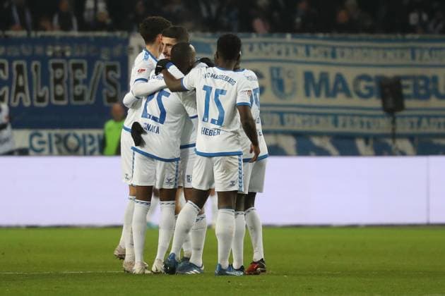 02.12.2023, xgox, Fussball 2.Bundesliga, 1.FC Magdeburg - 1.FC Kaiserslautern emspor, v.l. Torjubel nach dem Tor zum celebrating the goal celebrate 1:0 durch Luc Castaignos (1.FC Magdeburg) (DFL DFB REGULATIONS PROHIBIT ANY USE OF PHOTOGRAPHS as IMAGE SEQUENCES and or QUASI-VIDEO) Magdeburg