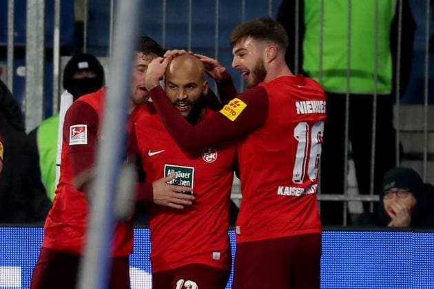 02.12.2023, xgox, Fussball 2.Bundesliga, 1.FC Magdeburg - 1.FC Kaiserslautern emspor, v.l. Torjubel nach dem Tor zum celebrating the goal celebrate 1:1 Terrence Boyd (1. FC Kaiserslautern) (DFL DFB REGULATIONS PROHIBIT ANY USE OF PHOTOGRAPHS as IMAGE SEQUENCES and or QUASI-VIDEO) Magdeburg